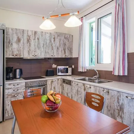 Gialetti Villa *